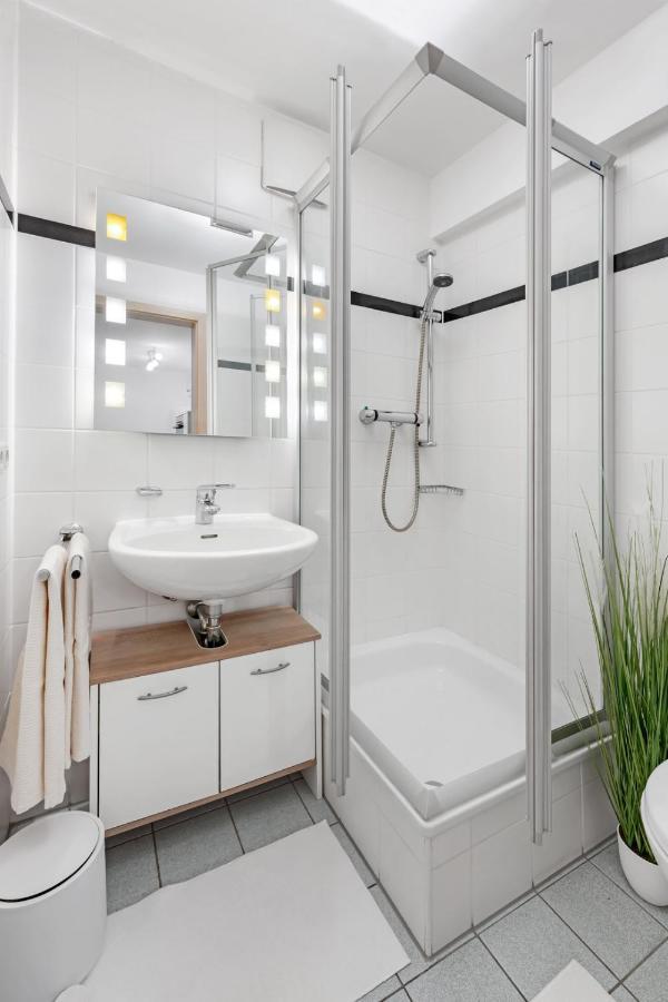 Zwei Zimmer Wohnung Im Stadtzentrum Mit Tiefgaragenplatz ミュンヘン エクステリア 写真